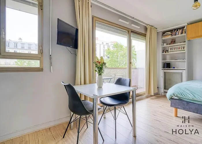Proche Montparnasse - Le Fondamental - 252b *